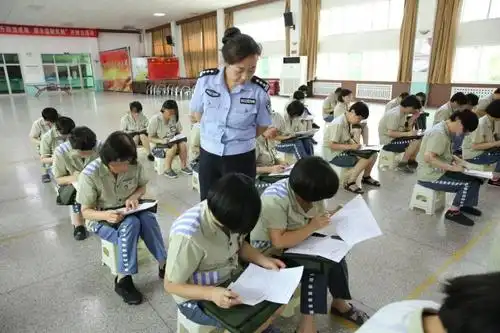 普法学法守法典典于心陕西省女子监狱组织服刑人员开展民法典知识竞赛