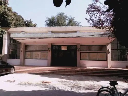 的瘦西湖畔的扬州大学师范学院,是我梦牵魂萦的母校一扬州师范学院