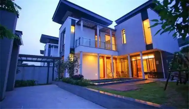 清凉度假~从化明月山溪6房带泳池~赠一箱水果~独栋大别墅899元!