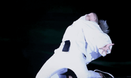 娱乐 正文 从出道开始就备受赞誉的钟仁,从小学习芭蕾,长大后当练习生