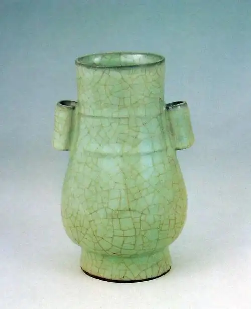 "类冰似玉"的南宋官窑青瓷