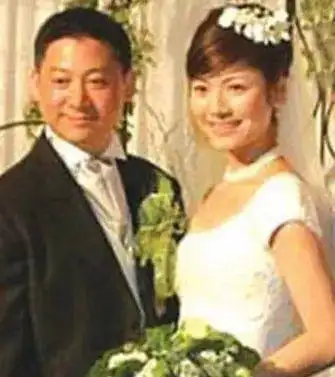 倪琳《相约星期六》的一姐雷打不动的王牌女主持倪琳也是早早就结婚啦