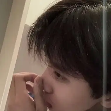 高清帅气的网恋男头真实图片