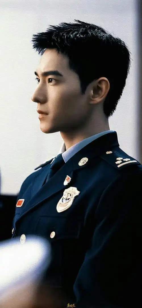 宋焰是男性视角的爽文,孟宴臣是女性视角的爽文,许沁