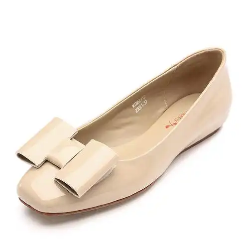 红蜻蜓女鞋 2017秋新款休闲简约浅口方头真皮平底女单鞋 6211