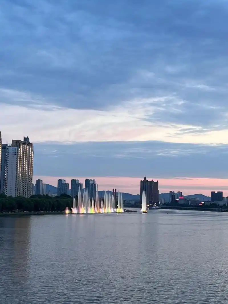 吉林夏天江边 想看看你们的!