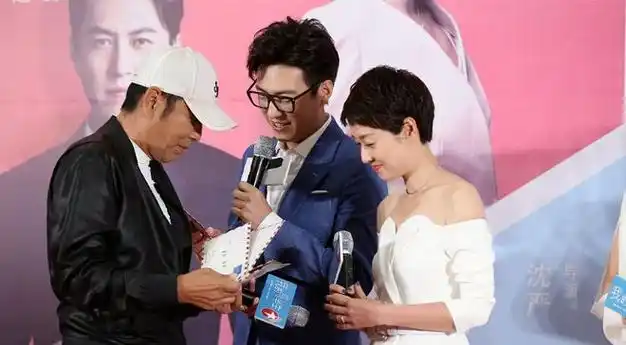 导演让靳东和马伊琍来个告别吻