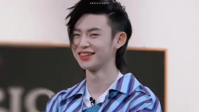 小鬼王琳凯超话这一期也太搞笑了 鬼哥倍儿挺#范丞丞小鬼正骨太好笑了