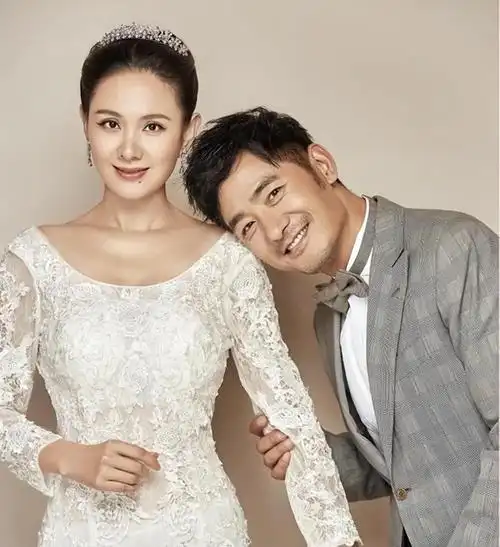 回顾再看程莉莎用卑微换来的婚姻才明白她为何执意嫁郭晓东