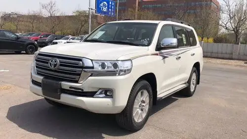 2018款丰田酷路泽4000十足韧性彪悍suv