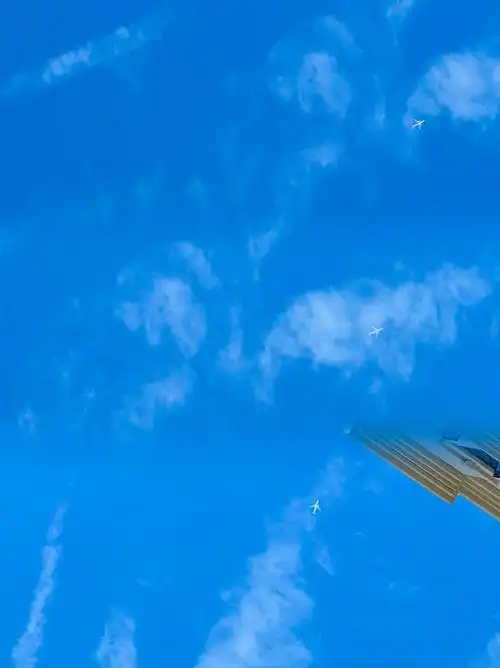 最近攒下的天空蓝