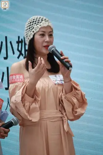 【患白内障好痛苦】江欣燕:剧本啲字识飞出嚟 - mybb