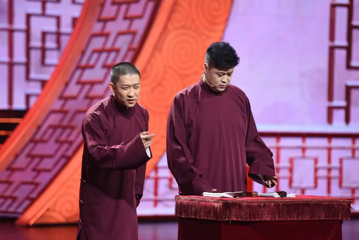 2019江西卫视春晚,大年二十九今晚与您相约,相声《主角与配角》