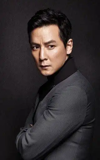 吴彦祖证件照高清吴彦祖蓝底证件照图2022已更新今日动态