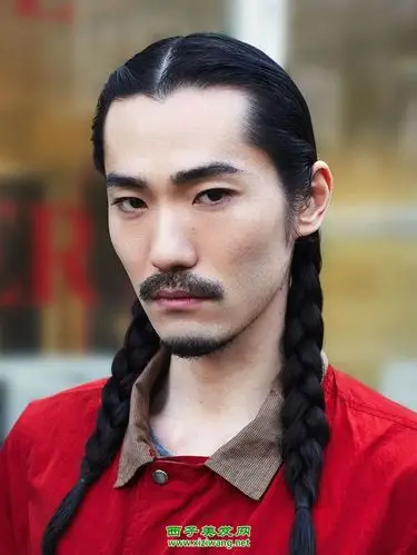 最帅的男生长头发图片 示范男生长发如何扎好看_男生发型_西子美发网