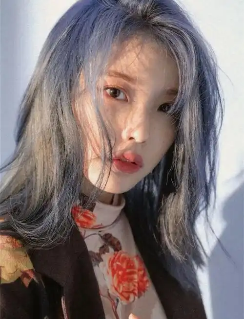 李知恩iu【舞台 写真】蓝发美战士 小狐狸-边老师图库-话本小说网