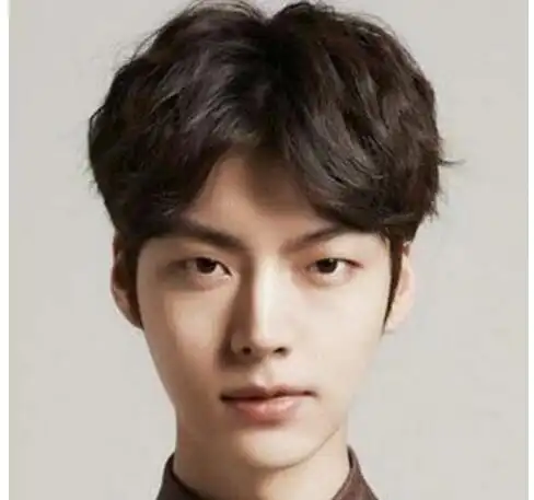 男士清爽偏分头发型图片(3)_男生发型_西子美发网