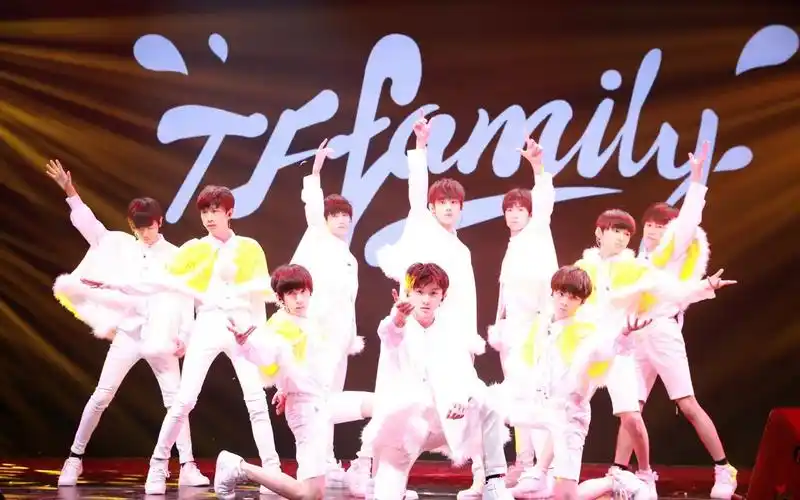 你们就是这条街最靓的崽tf家族乱世巨星