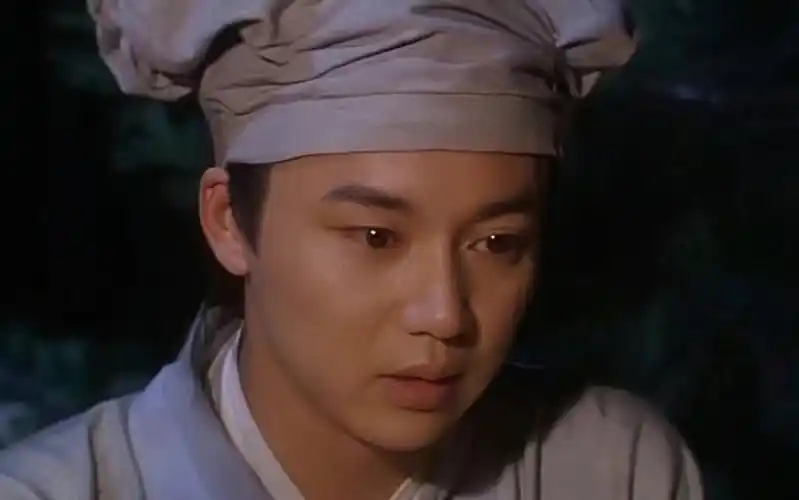 刘奕君扮演的宁采臣,顶着清纯的脸讲着最毒的话!