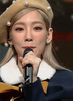 少女时代金泰妍.抱图点赞喜欢收藏.