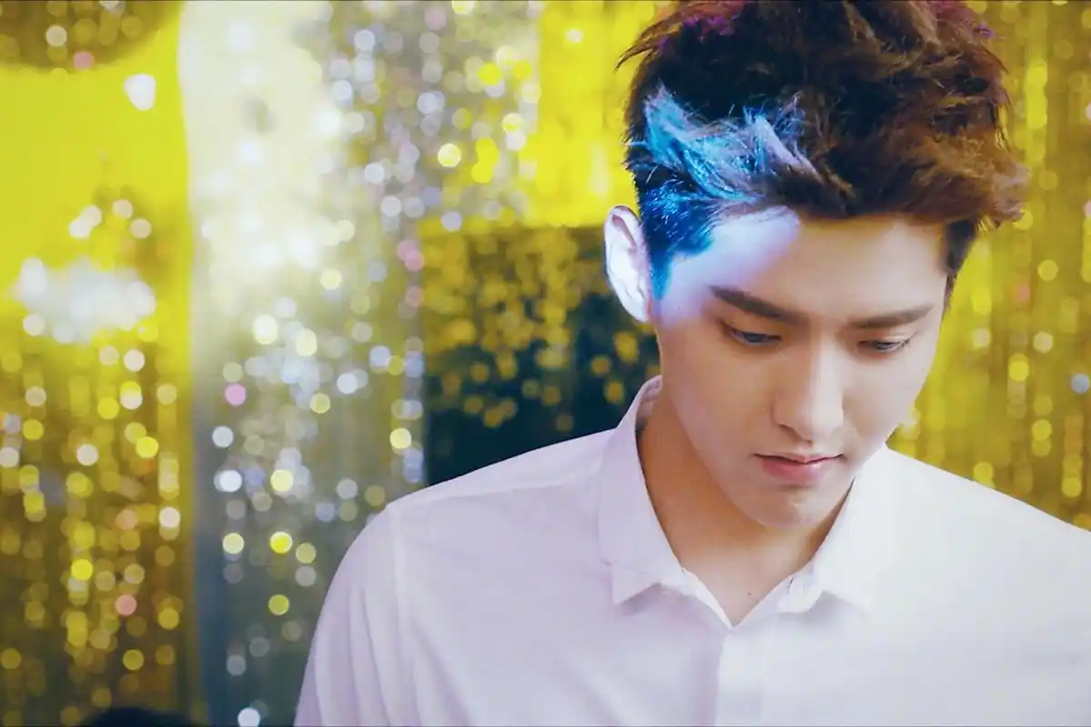 每个你,晚安～  吴亦凡