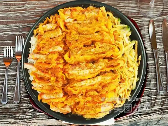 张秀梅烤肉拌饭脆皮鸡饭