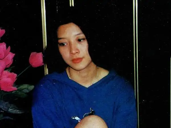 04.朱洁,28岁时吸du身亡