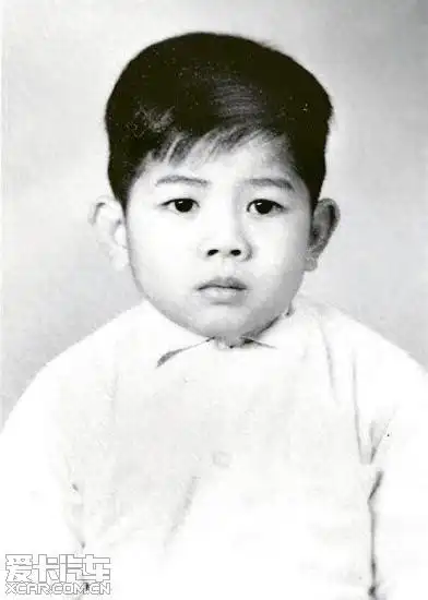 娱乐八卦:大明星们童年时期的萌照之二 能认全算你狠!