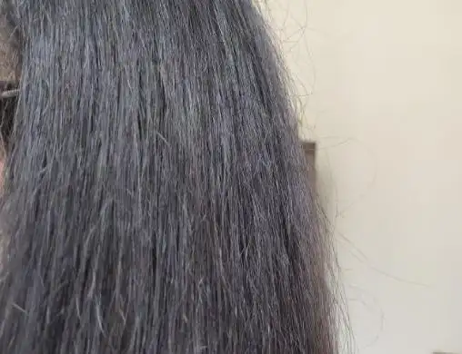 沙发就是发质分类中的干性发质,也是与生俱来的,沙发发质的头发是弯曲