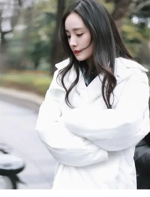 []杨幂同款白色羽绒棉外套女加厚保暖宽松棉袄冬装棉服大衣