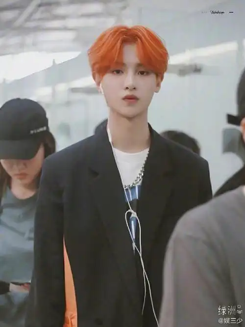 夏日最in神仙发色#黄明昊 黄明昊 | 橘发