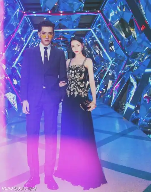 吴亦凡和迪丽热巴大概是娱乐圈里颜值最般配的吧?