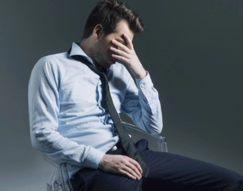 第一点,男人即使自己劳累,也不会说出来