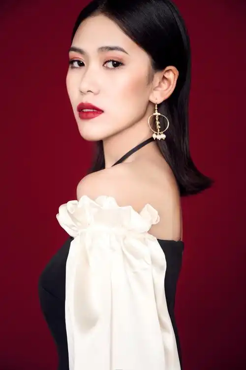 五,课堂剪影逛街妆派对妆约会妆职业妆西式新娘妆中式新娘妆3,日常