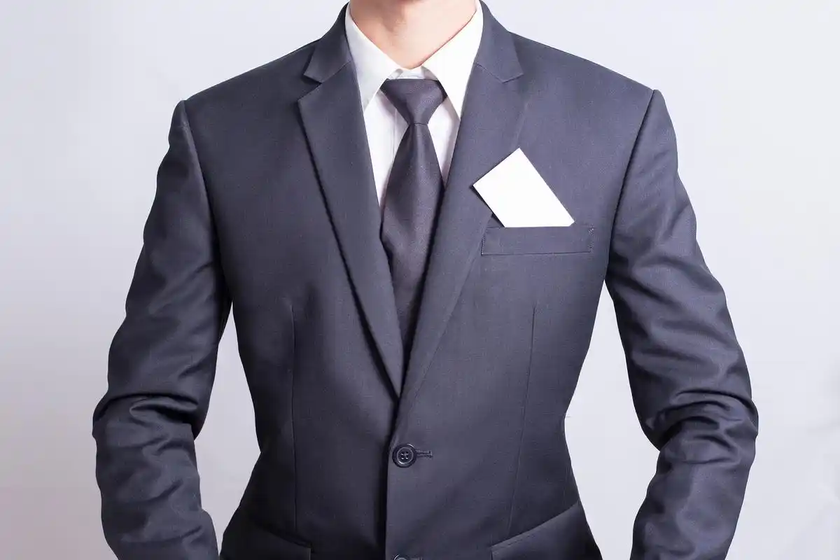 正装是什么样的衣服?女士夏天穿正装图片