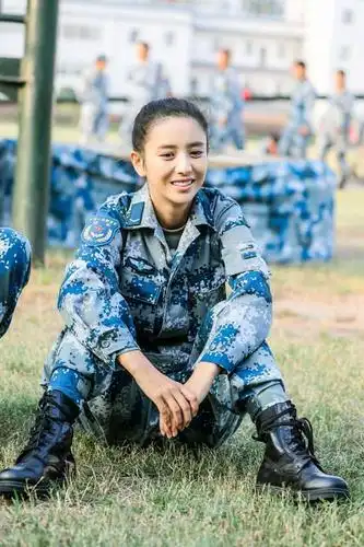 真正男子汉2佟丽娅被评为优秀个人 网友称其"完美姐姐"