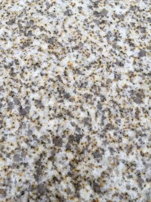 黄金麻石材的日常养护要点1,黄金麻石材不可随意上蜡