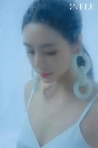 艺乐专访邓英过眼皆美好