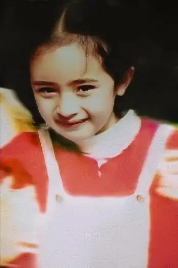 杨幂童年高清图