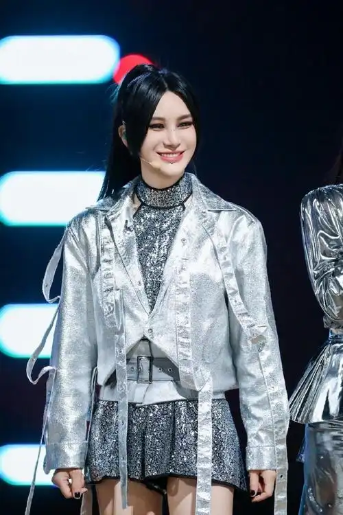 我只有这一个婕别给累坏了##尚雯婕去歌手不坐飞机的