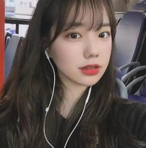 适合00后学生党的刘海,低调但超好看的刘海发型