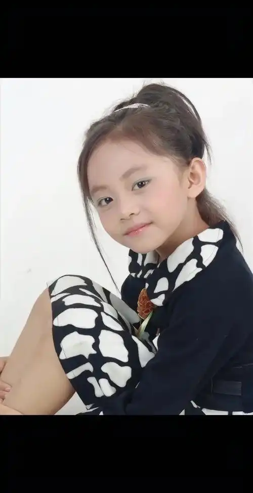 从小拍童年照就超有镜头感##镜头下的笑容