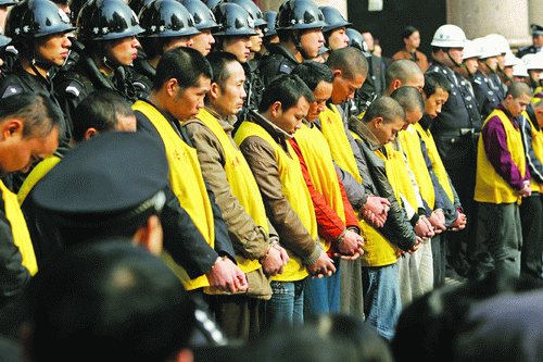 老母烟盒藏毒带给劳教儿子