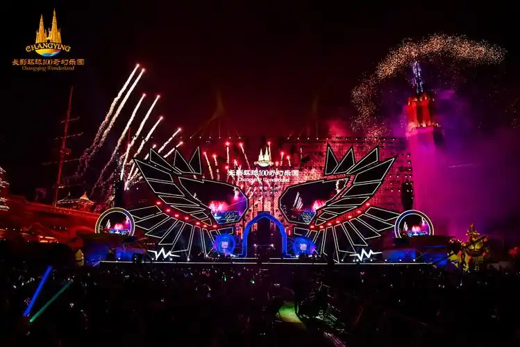 烟花来袭!跨年狂欢就在长影环球100