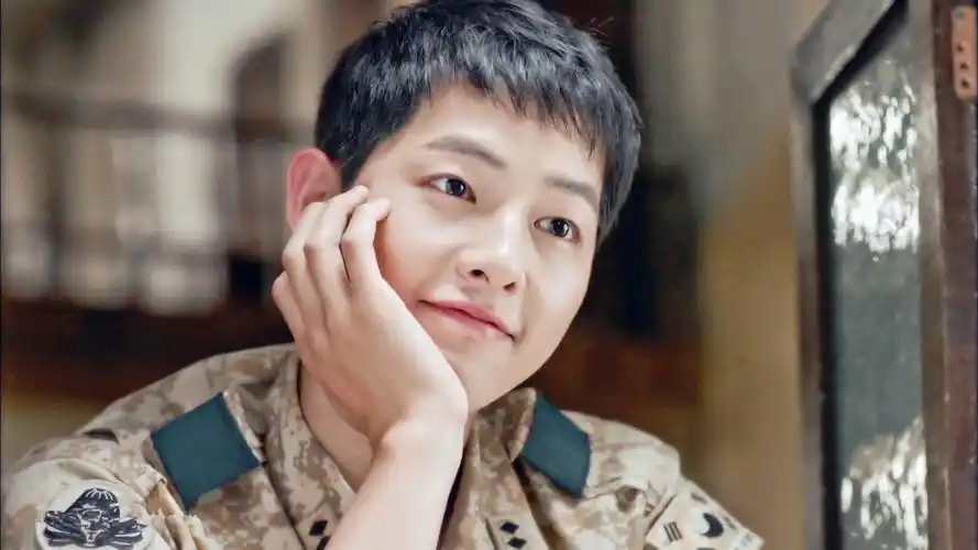 韩国演员宋仲基,日韩明星-回车桌面