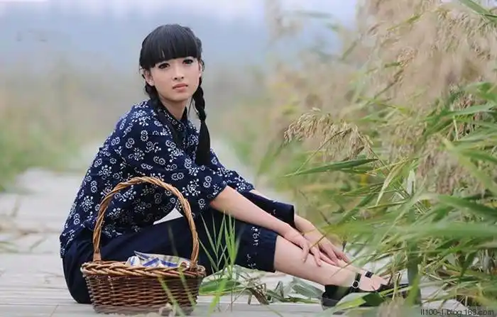 【布鞋情怀】朴素优雅的一带式布鞋(少数民族风情)(100p)