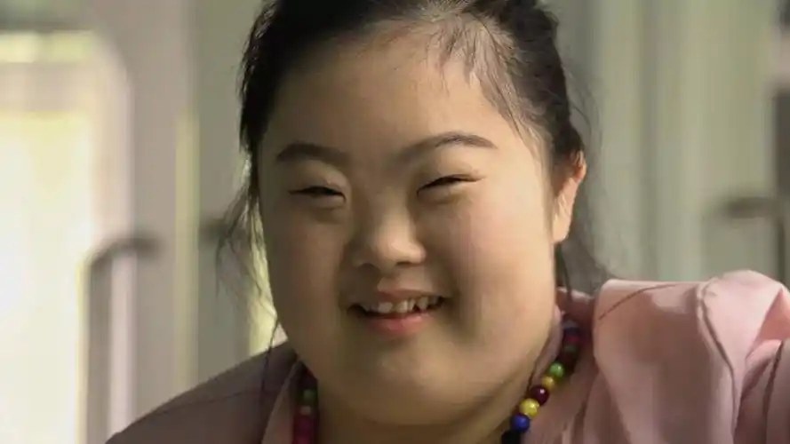 社会 正文 在杭州市杨绫子学校,有这样一群学生,他们是唐氏综合征.