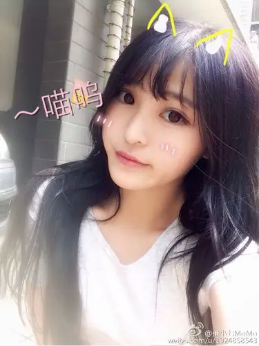 网红直播推广排行榜成都模特新人伊小七momo