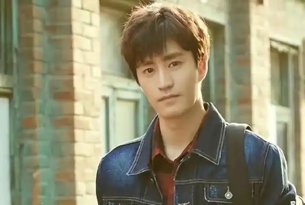 火,想要为"星二代"正名|演员|俞飞鸿|杨立新|毛晓彤|姐弟恋_网易订阅