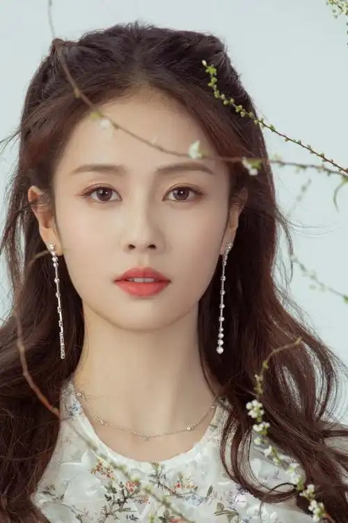 明明是网红偏要当明星的6位艺人,有人成顶流,有人成"小透明"